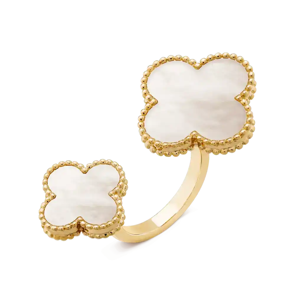 Magic Alhambra Between the Finger Ring